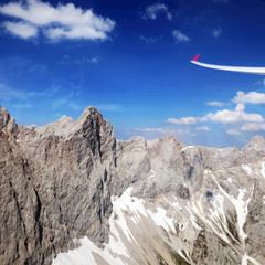 Flugwegposition um 14:15:30: Aufgenommen in der Nähe von Gemeinde Ramsau am Dachstein, 8972, Österreich in 2326 Meter